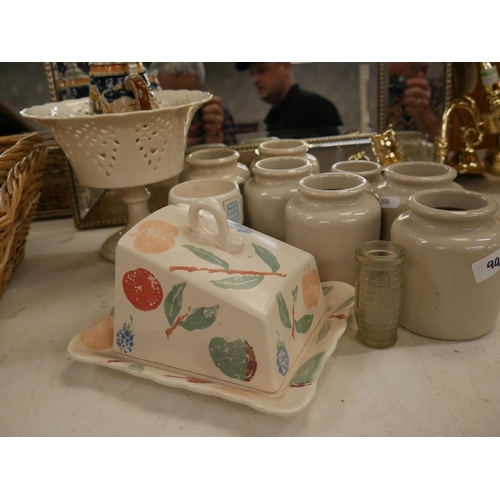 996 - LOT OF STONEWARE ITEMS