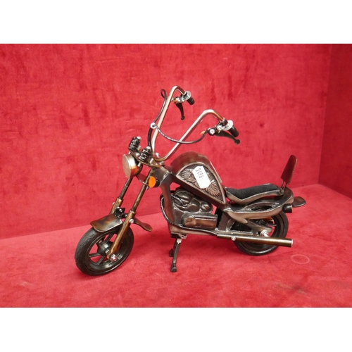 181 - MODEL HARLEY DAVIDSON