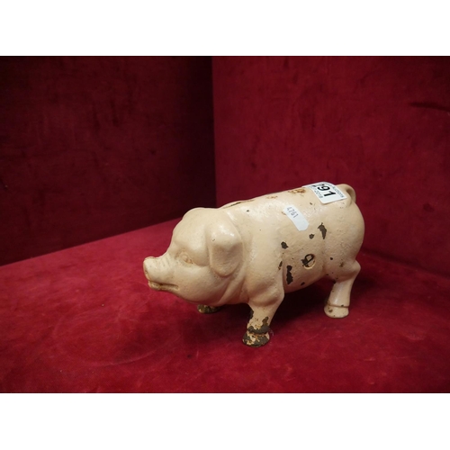 291 - CAST IRON PIG