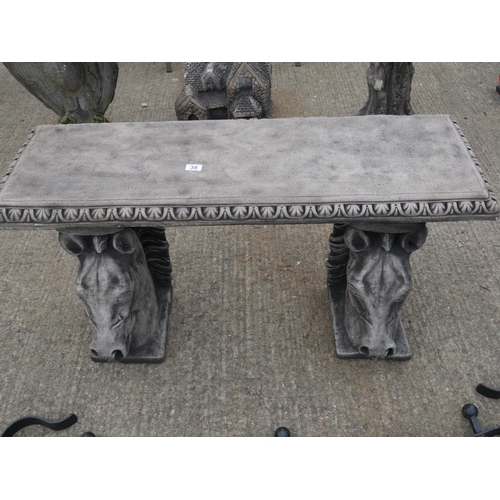 38 - HORSE HEAD CONCRETE BENCH