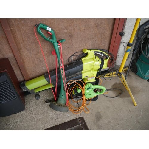 121 - ELECTRIC GARDEN TOOLS X 3