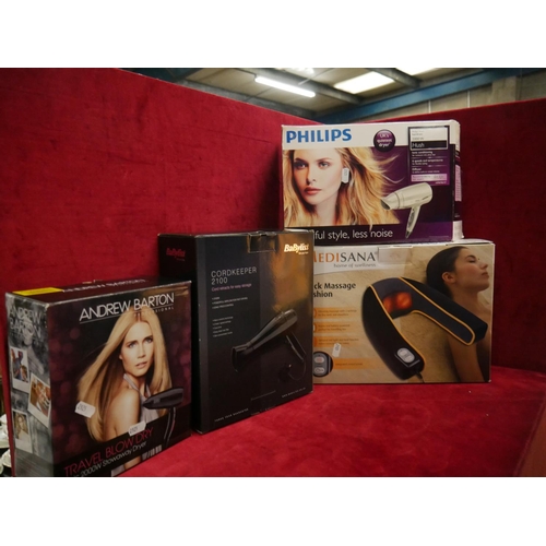 895 - 3 HAIRDRIERS & NECK MASSAGER