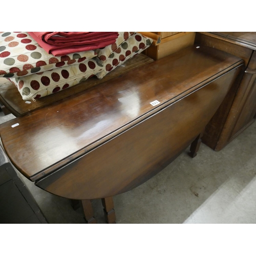 623 - DROP LEAF TABLE