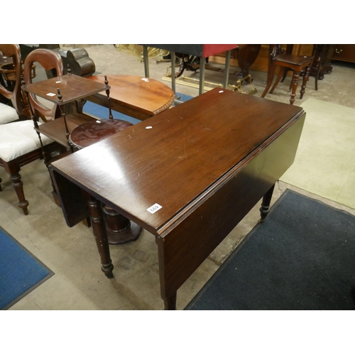 669 - DROP LEAF TABLE