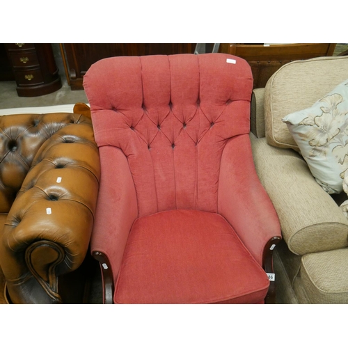 686 - BUTTON BACK ARMCHAIR