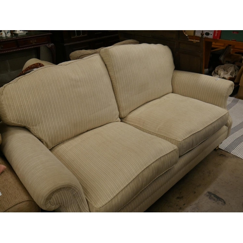 691 - FABRIC 2 SEATER SETTEE