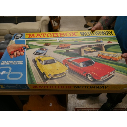 730 - MATCHBOX MOTORWAY SET