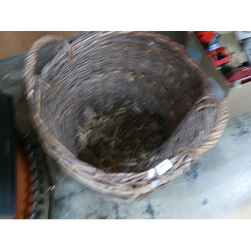 775 - 2 TURF BASKETS