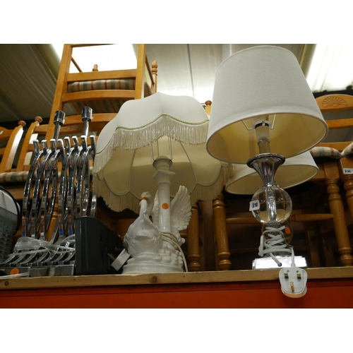 838 - SELECTION OF LAMPS