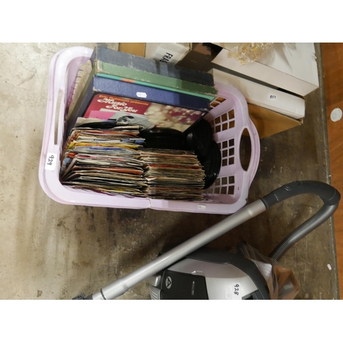 929 - BASKET OF 70s & 80s SINGLES PLUS OTHERS