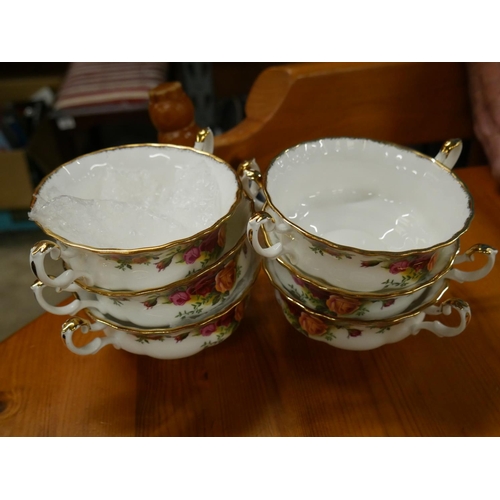 493 - 6 OLD COUNTRY ROSE SOUP BOWLS