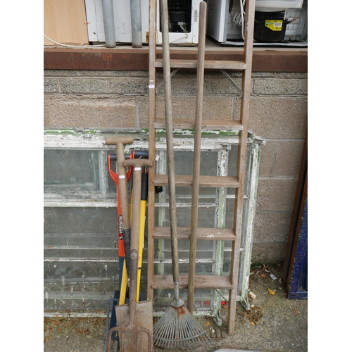 72 - LOT OF HAND TOOLS & WOODEN LADDER