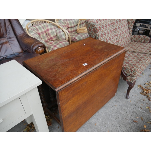 11 - OAK DROP LEAF TABLE