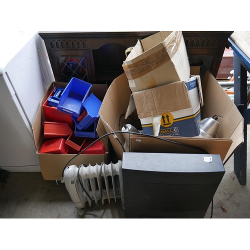 113 - BOX OF ELECTRICAL ITEMS