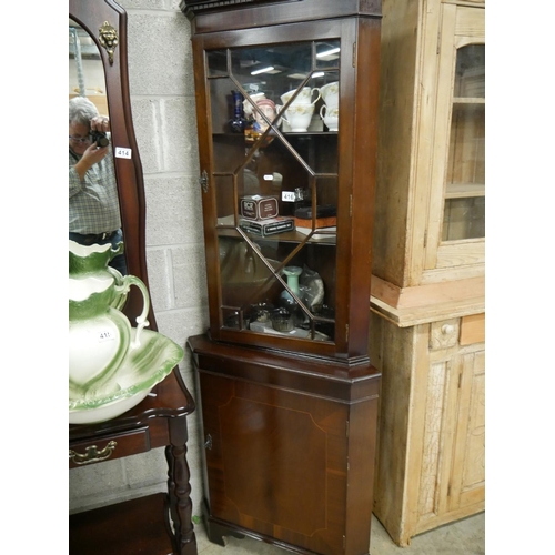 416 - CORNER CABINET