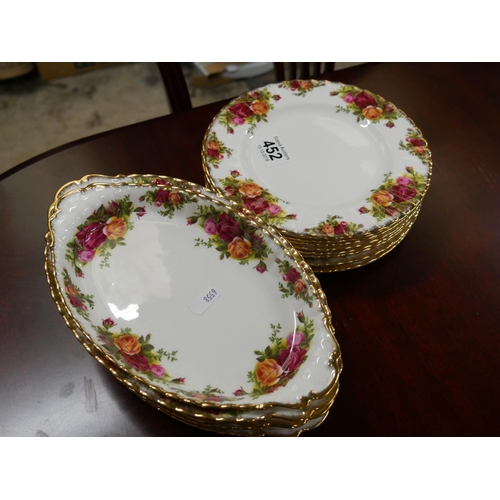 452 - OLD COUNTRY ROSE SALAD PLATES & SERVING DISHES