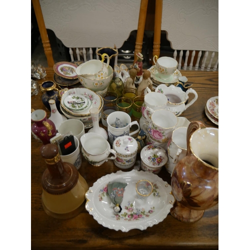 514 - PART TABLE LOT