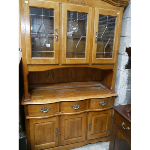 532 - OAK DISPLAY CABINET