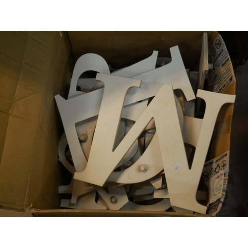 781 - BOX OF LETTERS