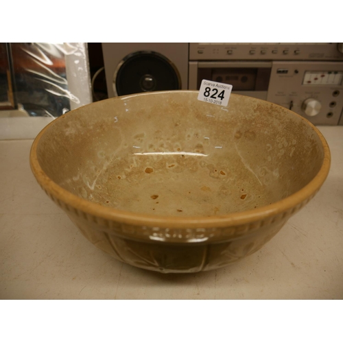 824 - BAKING BOWL