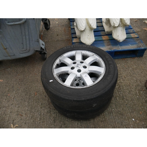 77 - 2 ALLOY WHEELS