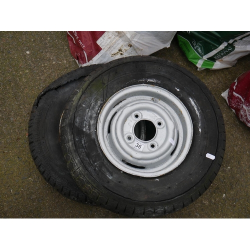 36 - 2 TRAILER RIMS