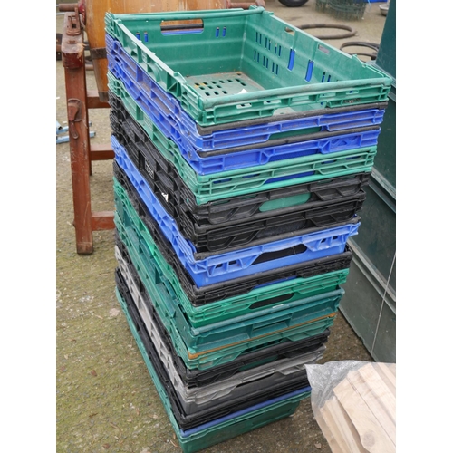 47 - STORAGE TRAYS