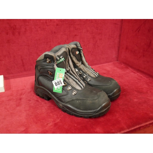 885 - PAIR OF WORK BOOTS