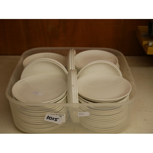 1015 - BOX OF PLATES