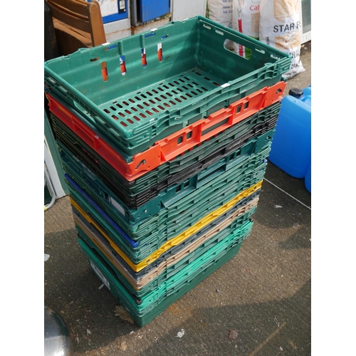 89 - LOT OF STORAGE TRAYS