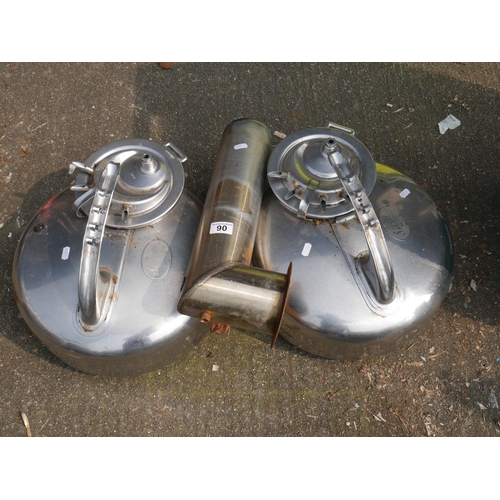 90 - MILKING MACHINE PARTS ETC