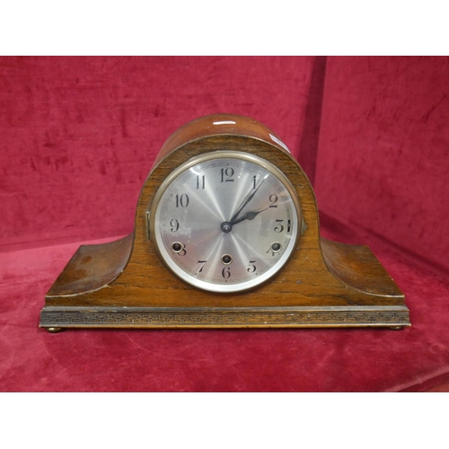 185 - MANTLE CLOCK