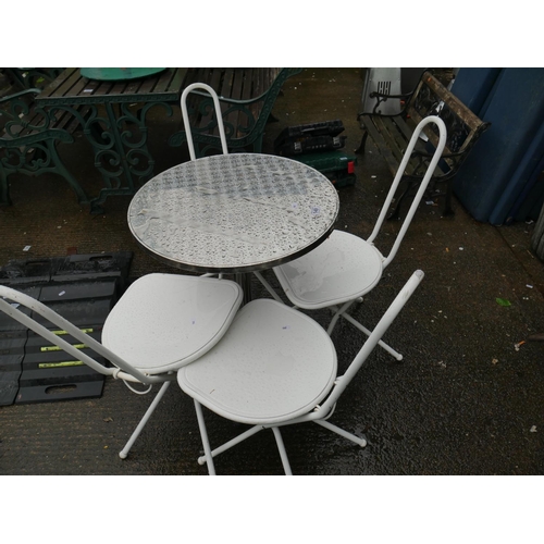 149 - GARDEN TABLE & 4 CHAIRS