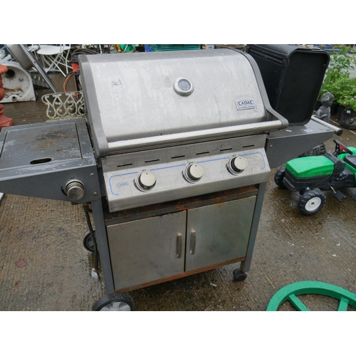 158 - LARGE GAS BBQ