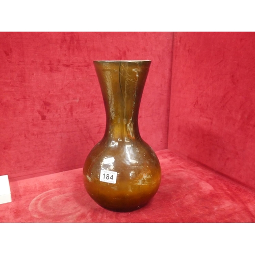 184 - VASE