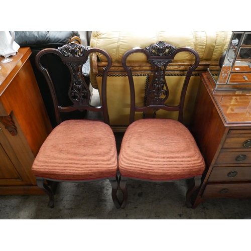 553 - PAIR OF SIDE CHAIRS