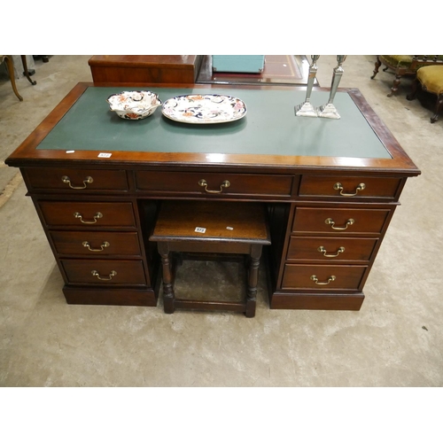 572 - LEATHER TOPPED PARTNERS DESK