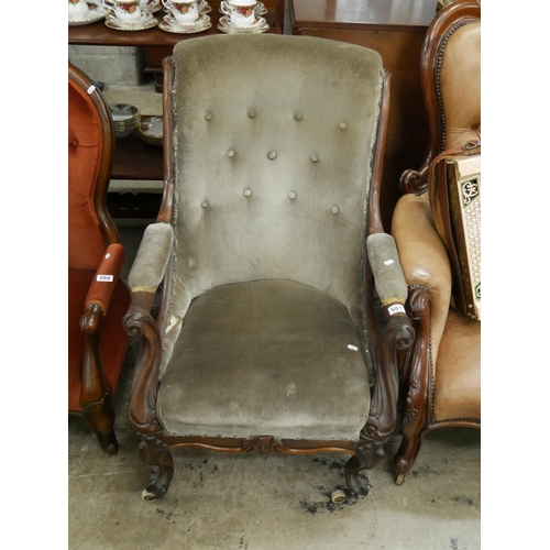 581 - VICTORIAN CAB LEGGED CHAIR