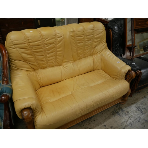 586 - LEATHER 2 SEATER SETTEE