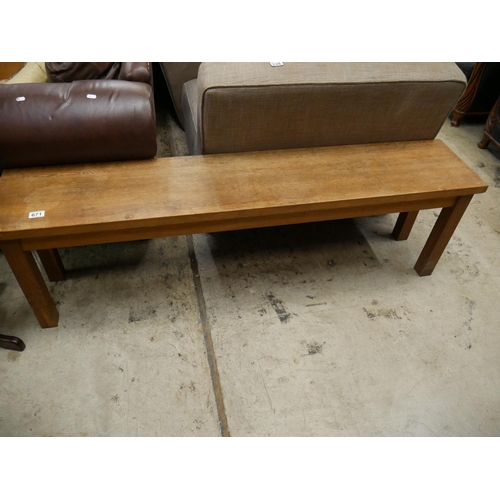 671 - OAK FORM BENCH