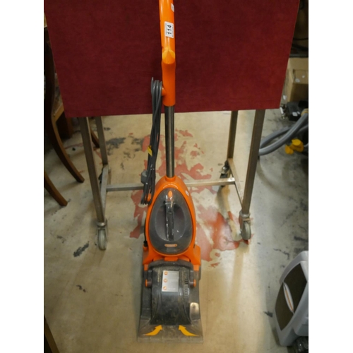 114 - VAX FLOOR CLEANER