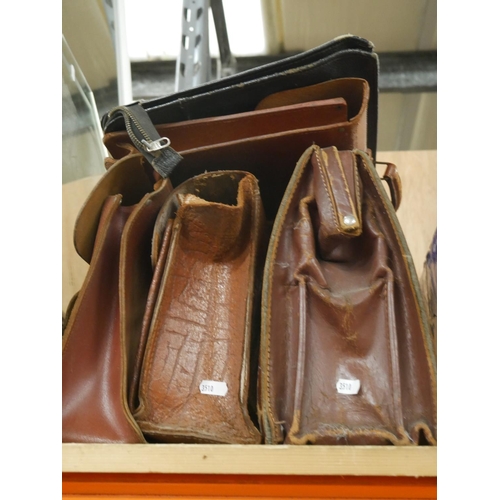 182 - LOT OF LEATHER CASES