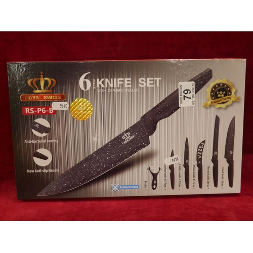 79 - KNIFE SET