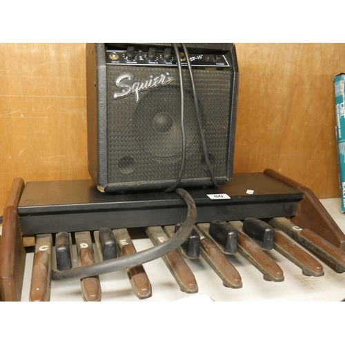 80 - FOOT PEDALS & GUITAR AMP