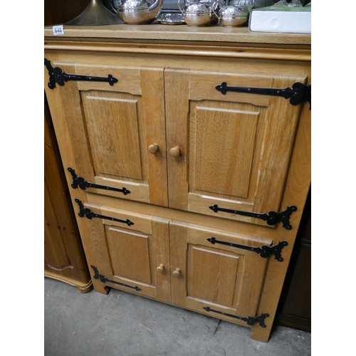 848 - OAK CABINET