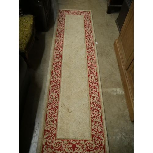 393 - RUNNER RUG