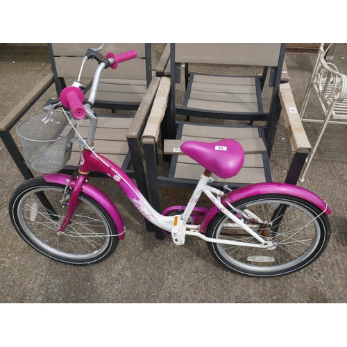 52 - GIRLS BIKE