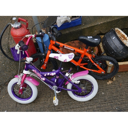 85 - 2 CHILDS BIKES