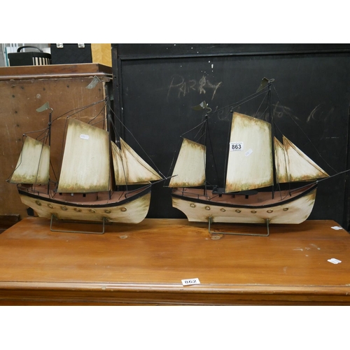 863 - 2 MODEL SHIPS