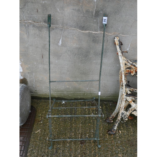 94 - OLD METAL DECK CHAIR FRAME